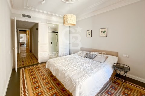 Apartment à vendre à Barcelona, Espagne, 3 chambres, 141 m2 No. 158295 - photo 14