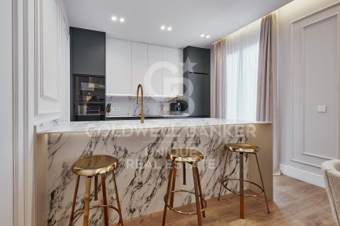 Apartamento en venta en Madrid, España 2 dormitorios, 117 m2 No. 158297 - foto 10