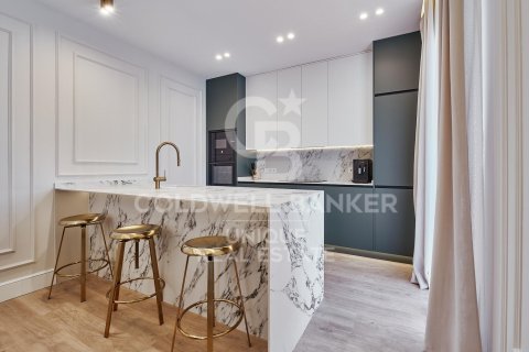 Apartamento en venta en Madrid, España 2 dormitorios, 117 m2 No. 158297 - foto 12