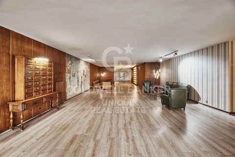 Продажа квартиры в Мадрид, Испания 3 спальни, 180м2 №158296 - фото 15