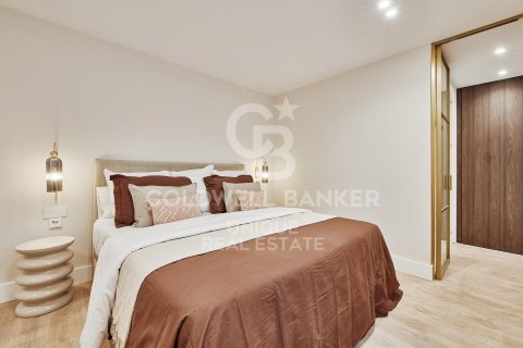 Продажа квартиры в Мадрид, Испания 3 спальни, 180м2 №158296 - фото 8