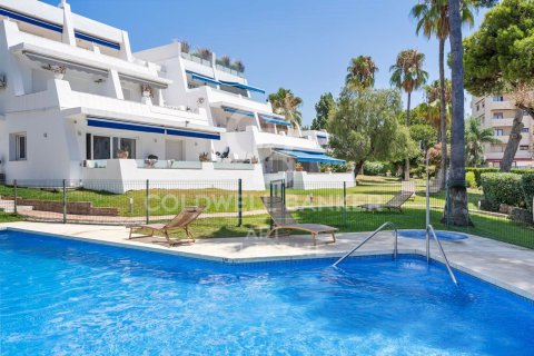 Huoneisto Marbella, Malaga, Espanja 3 makuuhuonetta, 93 m2 No. 158294
