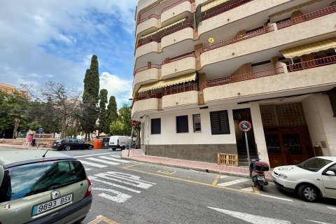 Apartament w Torrevieja, Alicante, Hiszpania 2 sypialnie, 83 mkw. nr 146958 – zdjęcie 28