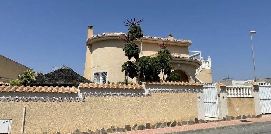 Villa en Algorfa, Alicante, España 163 m2 No. 146960