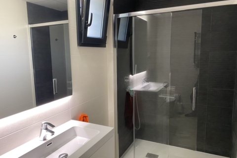 Apartamento en venta en Alicante, España No. 146959 - foto 17