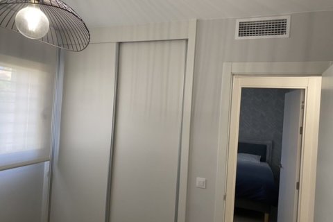 Apartamento en venta en Alicante, España No. 146959 - foto 19