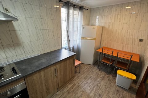 Penthäuser zur Miete in Alicante, Spanien 3 Schlafzimmer, 84 m2 Nr. 146964 - Foto 16