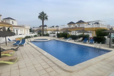 Bungalow en venta en Algorfa, Alicante, España No. 146962 - foto 5