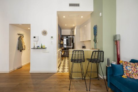 Apartment for sale in Barcelona, Spain 1 bedroom, 70 sq.m. No. 192668 - photo 3