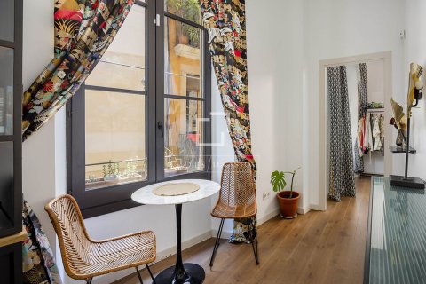 Apartment for sale in Barcelona, Spain 1 bedroom, 70 sq.m. No. 192668 - photo 17