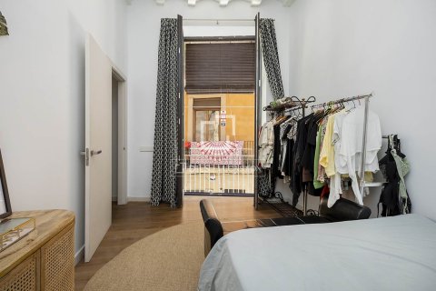 Apartment for sale in Barcelona, Spain 1 bedroom, 70 sq.m. No. 192668 - photo 22