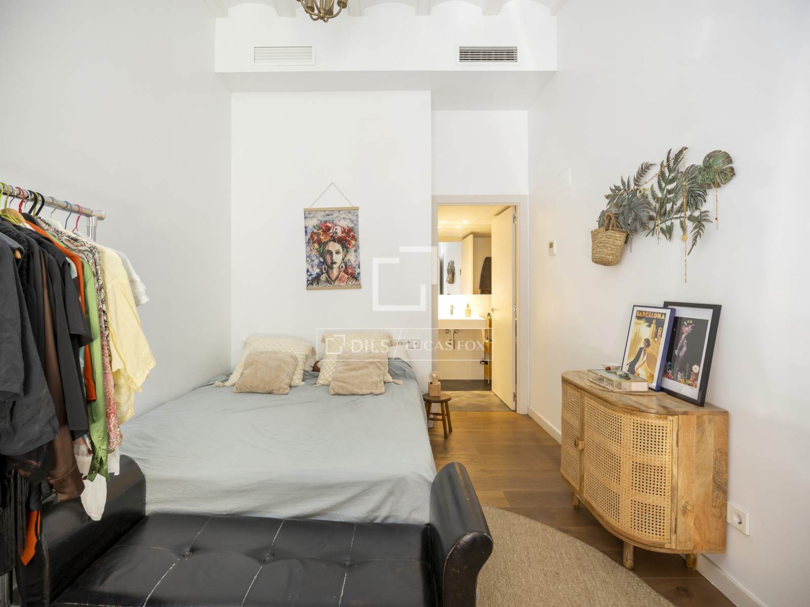 Apartment in Barcelona, Spain 1 bedroom, 70 sq.m. No. 192668