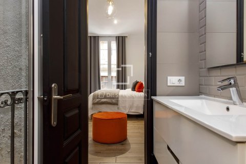 Apartment for sale in Barcelona, Spain 2 bedrooms, 92 sq.m. No. 192670 - photo 25