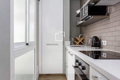 Apartment for sale in Barcelona, Spain 2 bedrooms, 92 sq.m. No. 192670 - photo 12
