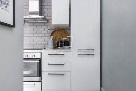 Apartment for sale in Barcelona, Spain 2 bedrooms, 92 sq.m. No. 192670 - photo 13