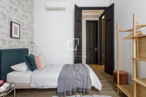 Apartment for sale in Barcelona, Spain 2 bedrooms, 92 sq.m. No. 192670 - photo 16