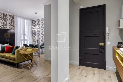 Apartment for sale in Barcelona, Spain 2 bedrooms, 92 sq.m. No. 192670 - photo 8