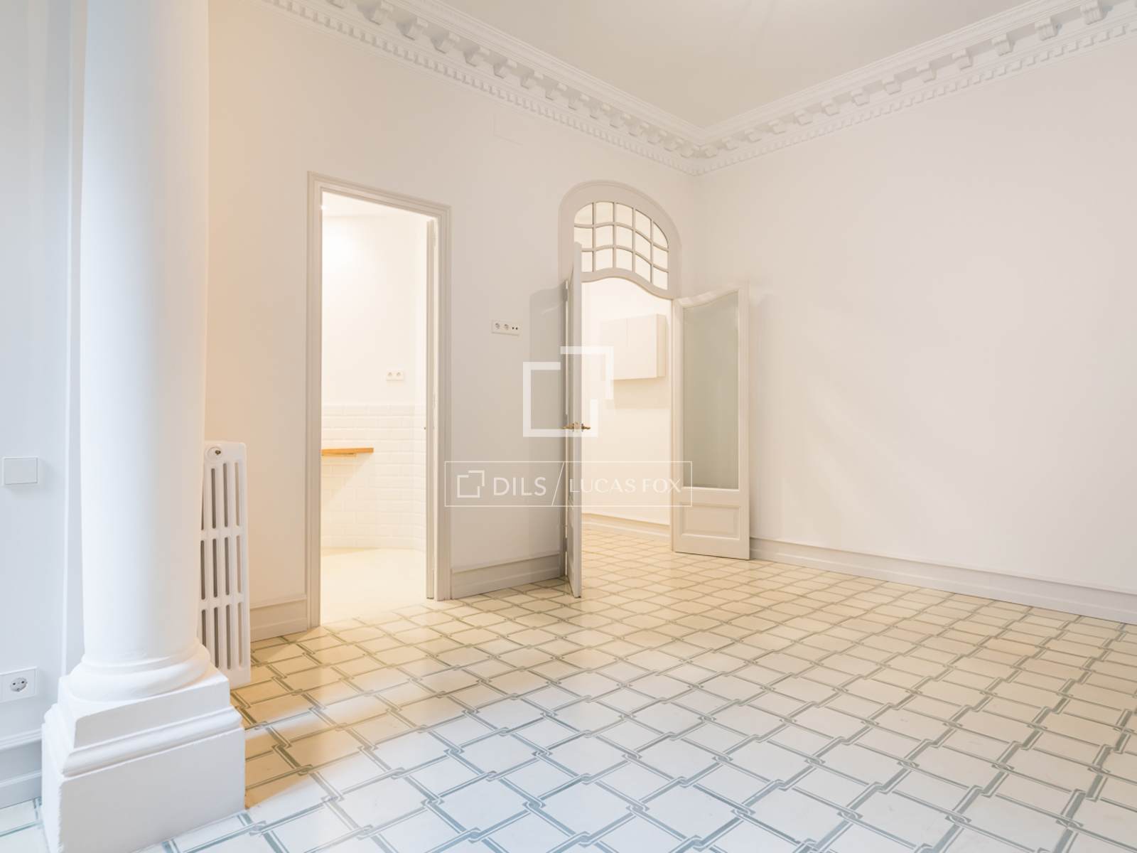Huoneisto Barcelona, Espanja 4 makuuhuonetta, 170 m2 No. 192836