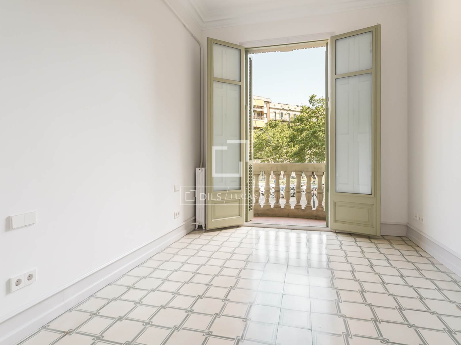 Huoneisto Barcelona, Espanja 4 makuuhuonetta, 170 m2 No. 192836