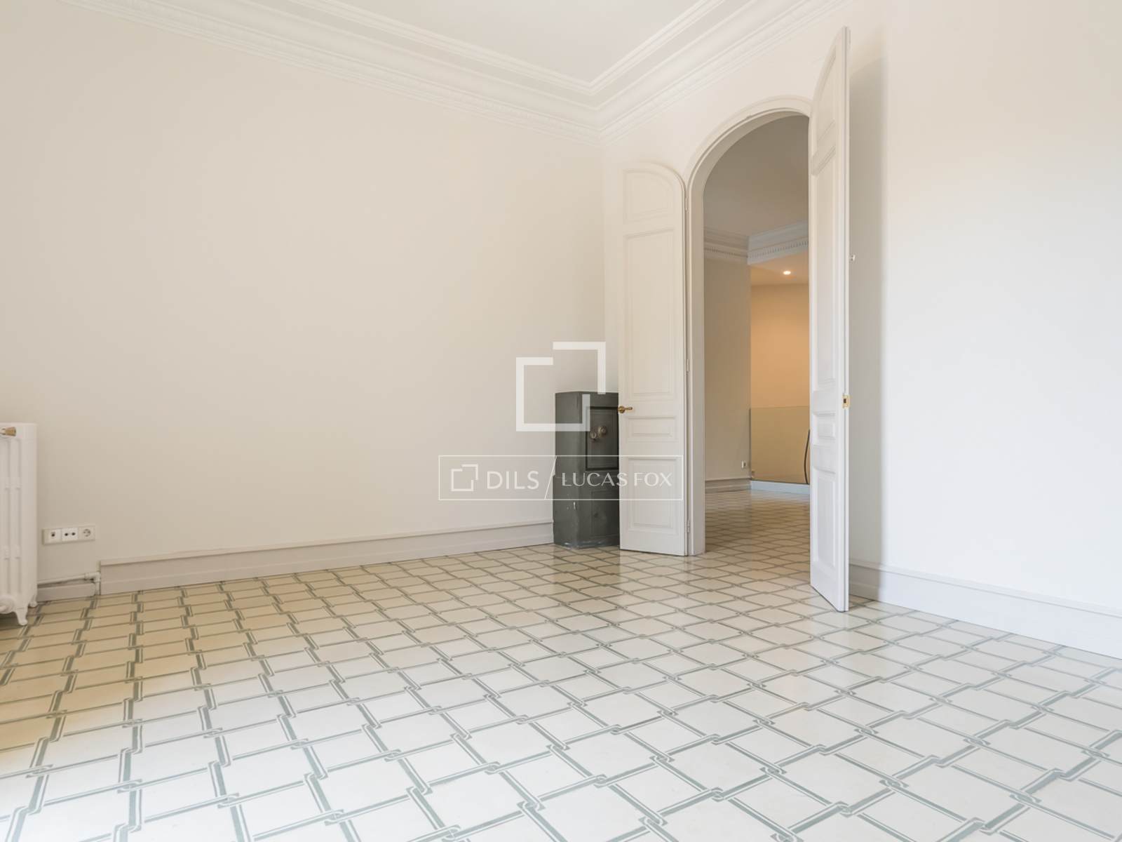 Huoneisto Barcelona, Espanja 4 makuuhuonetta, 170 m2 No. 192836