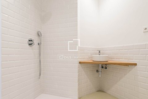 Huoneisto myytävänä Barcelona, Espanja, 4 makuuhuonetta, 170 m2 No. 192836 - kuva 12