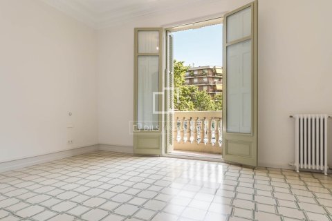 Huoneisto myytävänä Barcelona, Espanja, 4 makuuhuonetta, 170 m2 No. 192836 - kuva 17
