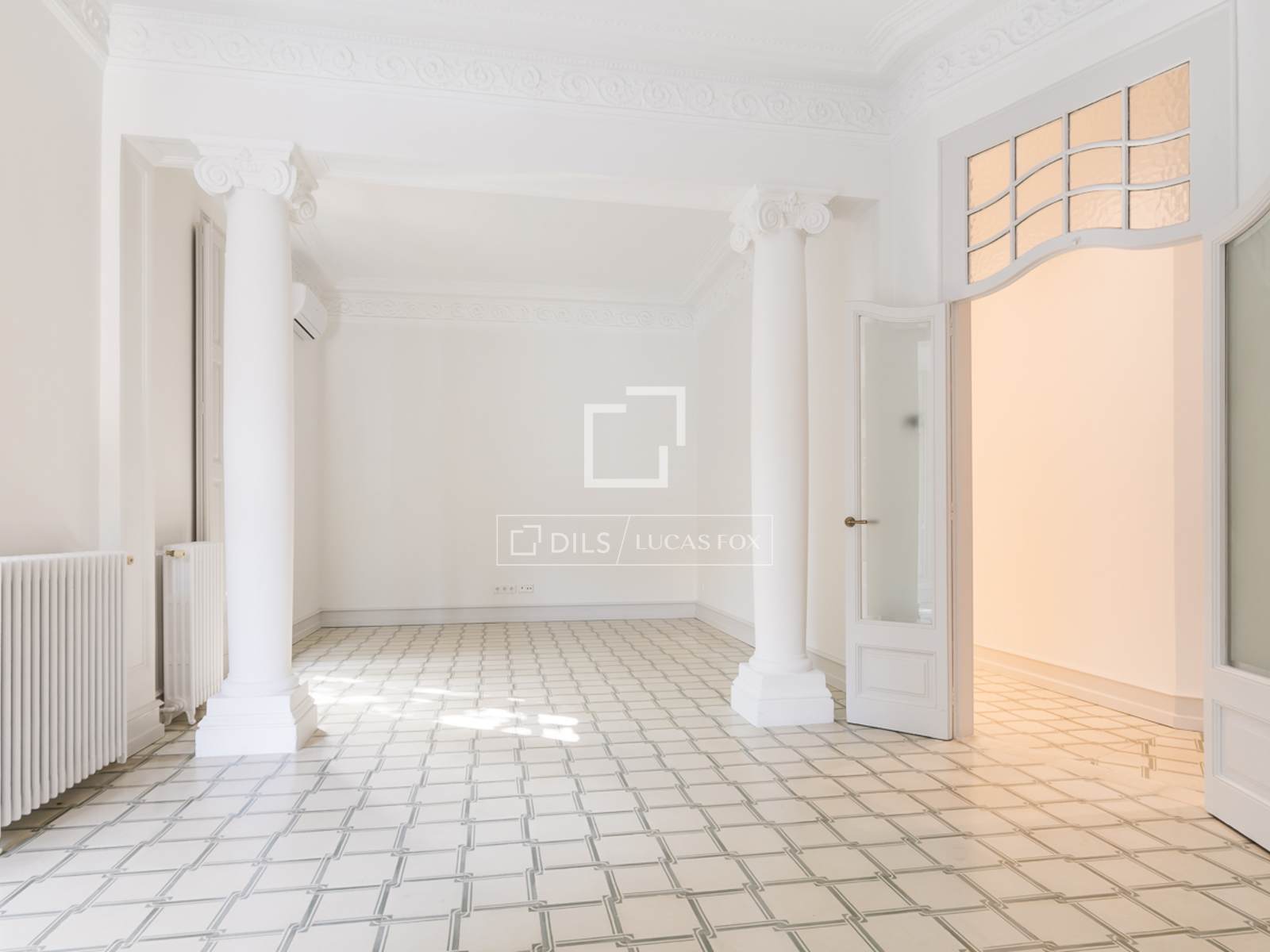 Huoneisto Barcelona, Espanja 4 makuuhuonetta, 170 m2 No. 192836