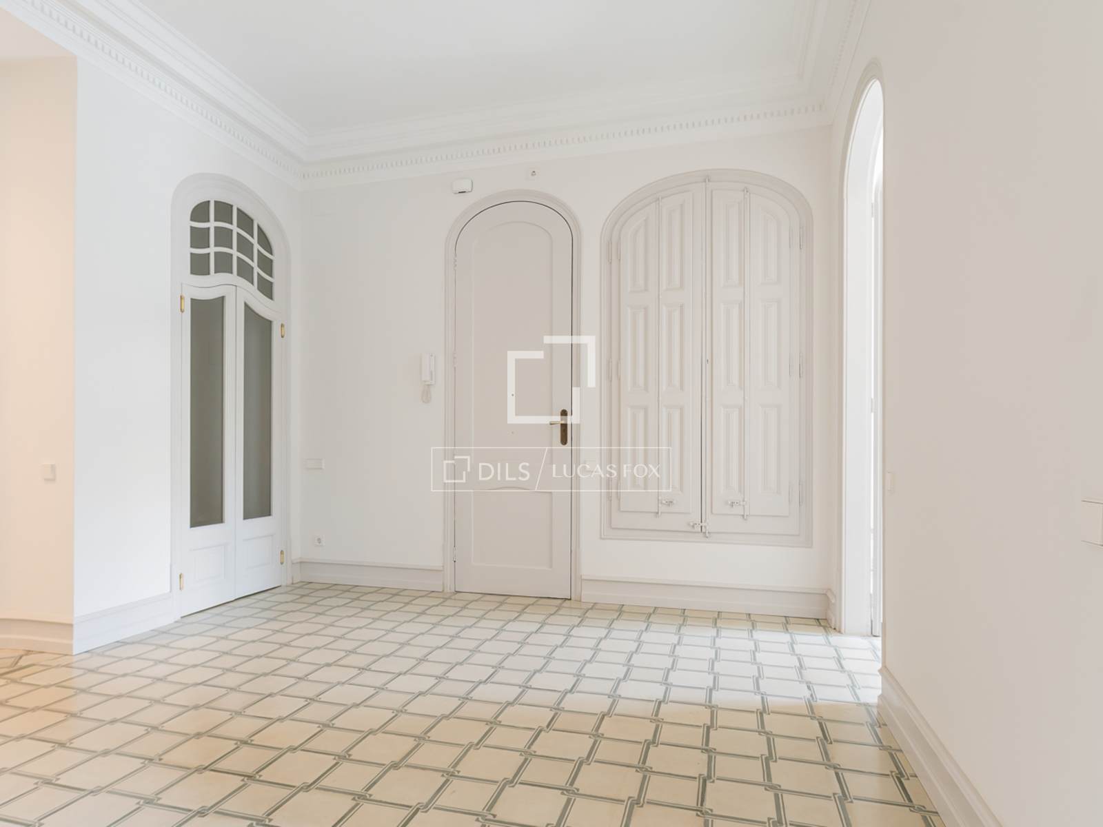 Huoneisto Barcelona, Espanja 4 makuuhuonetta, 170 m2 No. 192836