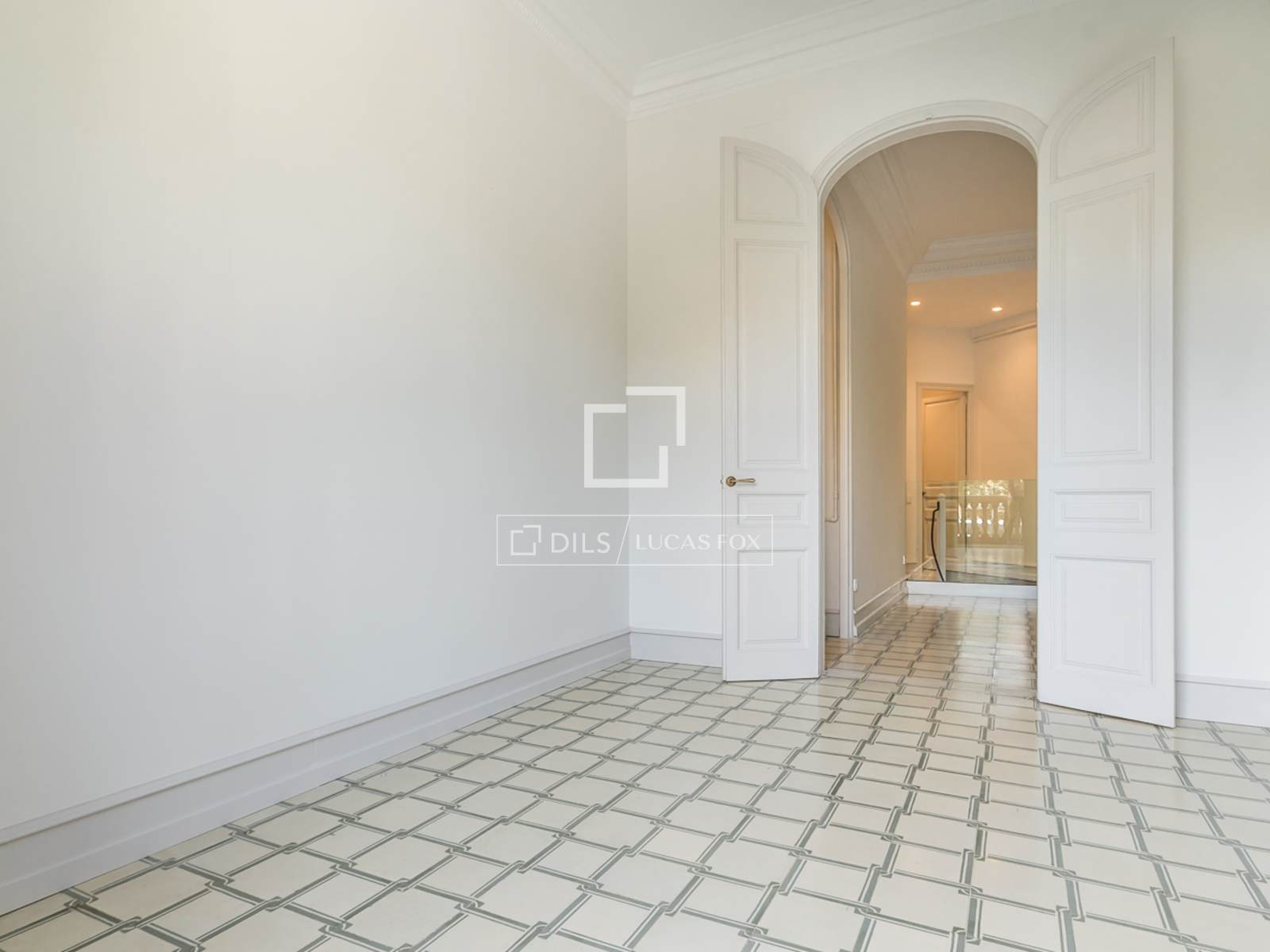 Huoneisto Barcelona, Espanja 4 makuuhuonetta, 170 m2 No. 192836