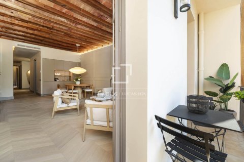 Apartment for sale in Barcelona, Spain 2 bedrooms, 109 sq.m. No. 192667 - photo 13