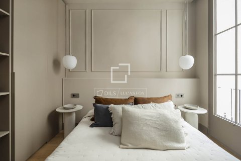 Apartment for sale in Barcelona, Spain 2 bedrooms, 109 sq.m. No. 192667 - photo 21