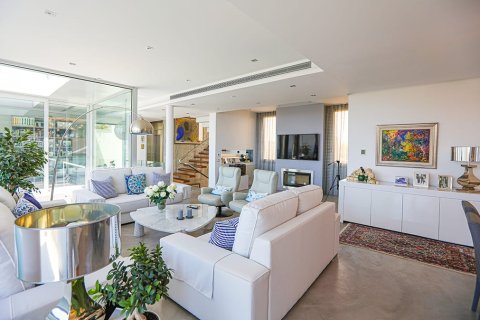 Villa for sale in Mallorca, Spain 6 bedrooms, 500 sq.m. No. 147986 - photo 22