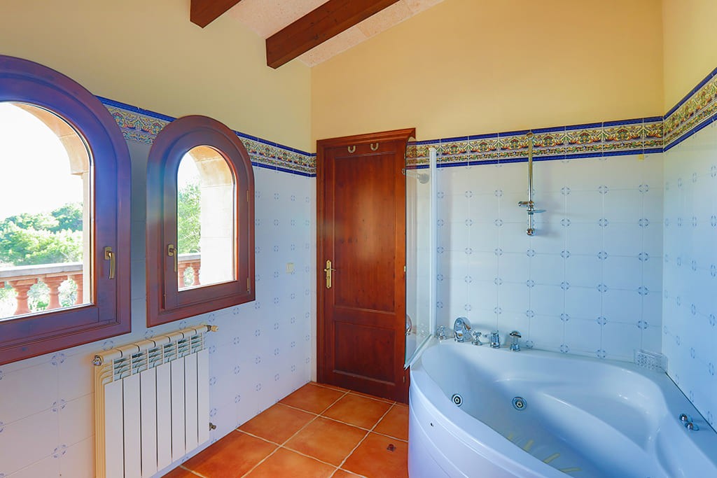 Villa i Cala Millor, Mallorca, Spanien 5 sovrum, 362 kvm. Nr. 147984