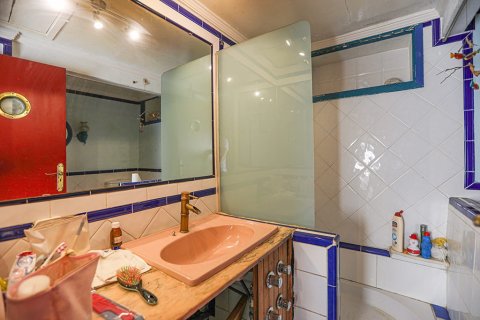 Villa for sale in Costa De La Calma, Mallorca, Spain 4 bedrooms, 240 sq.m. No. 147987 - photo 2