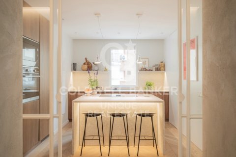 Dzīvoklis pārdošanā Madrid, Spānijā 3 istabas, 160 m2 Nr. 156980 - attēls 8