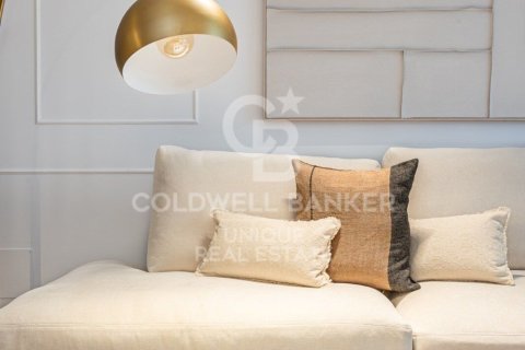 Apartment à vendre à Madrid, Espagne, 2 chambres, 222 m2 No. 156981 - photo 2