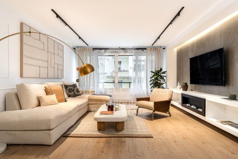 Apartment à vendre à Madrid, Espagne, 2 chambres, 222 m2 No. 156981 - photo 5