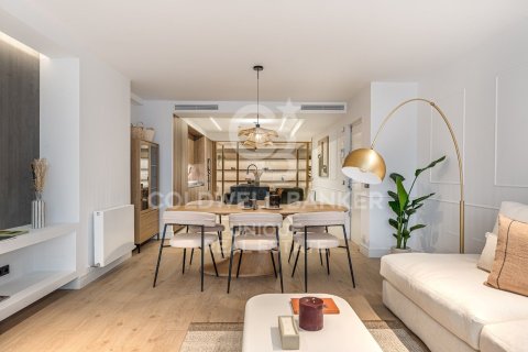 Apartment à vendre à Madrid, Espagne, 2 chambres, 222 m2 No. 156981 - photo 6