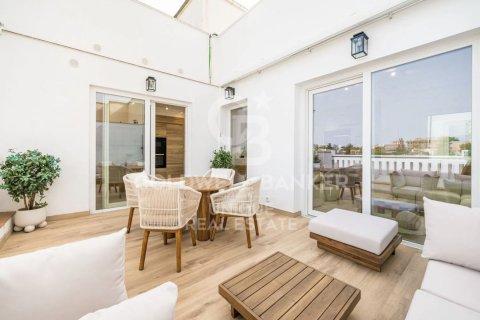 Penthouse w Madrid, Hiszpania 2 sypialnie, 145 mkw. nr 156984 – zdjęcie 5