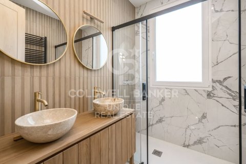 Penthouse w Madrid, Hiszpania 2 sypialnie, 145 mkw. nr 156984 – zdjęcie 26