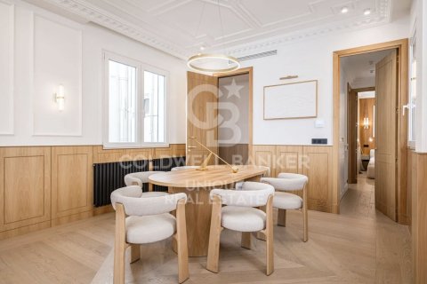 Penthouse w Madrid, Hiszpania 2 sypialnie, 145 mkw. nr 156984 – zdjęcie 14