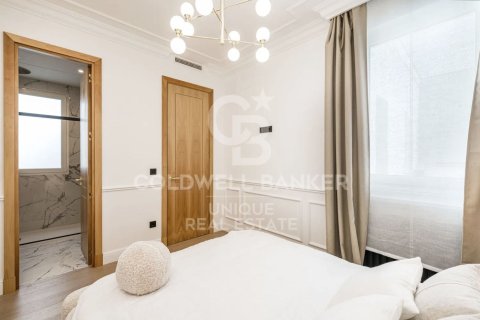 Penthouse w Madrid, Hiszpania 2 sypialnie, 145 mkw. nr 156984 – zdjęcie 23