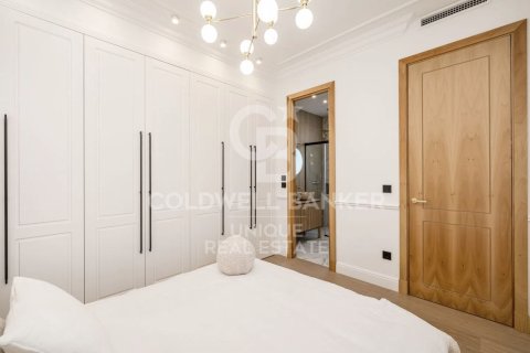 Penthouse w Madrid, Hiszpania 2 sypialnie, 145 mkw. nr 156984 – zdjęcie 24