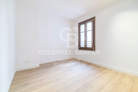 Продажа пентхауса в Барселона, Испания 2 спальни, 104м2 №156986 - фото 6