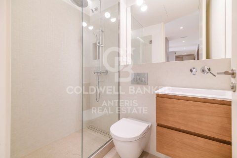 Продажа пентхауса в Барселона, Испания 2 спальни, 104м2 №156986 - фото 19