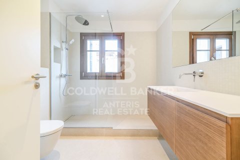 Продажа пентхауса в Барселона, Испания 3 спальни, 166м2 №156985 - фото 17