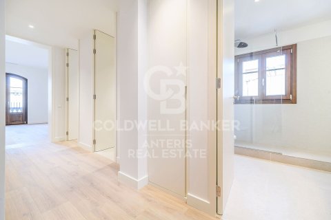 Продажа пентхауса в Барселона, Испания 3 спальни, 166м2 №156985 - фото 15