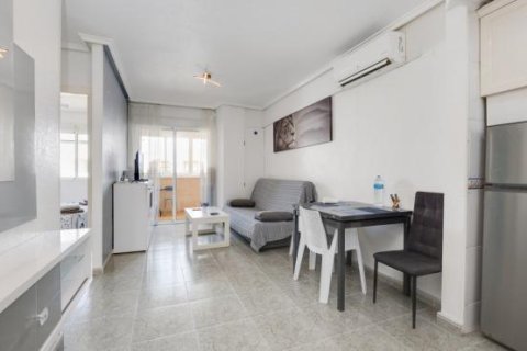 Wohnung zum Verkauf in Torrevieja, Alicante, Spanien 2 Schlafzimmer, 56 m2 Nr. 186978 - Foto 3