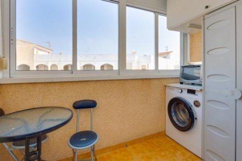 Wohnung zum Verkauf in Torrevieja, Alicante, Spanien 2 Schlafzimmer, 56 m2 Nr. 186978 - Foto 12