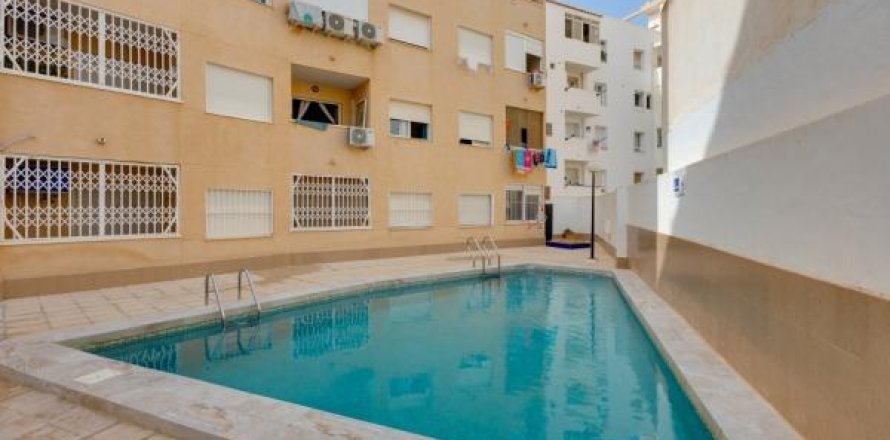 Wohnung in Torrevieja, Alicante, Spanien 2 Schlafzimmer, 56 m2 Nr. 186978